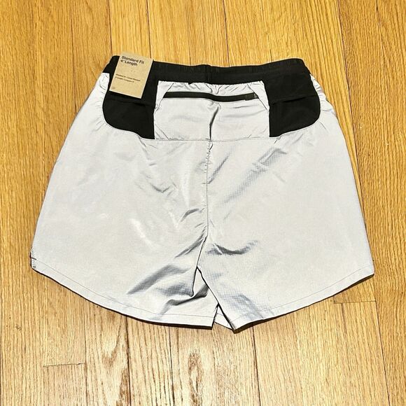 Nike Dri-Fit ADV Men’s Size XS 4” 2-in-1 Reflective Running Division Shorts - Picture 4 of 8